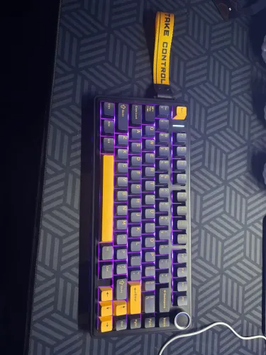 Teclado aula f75