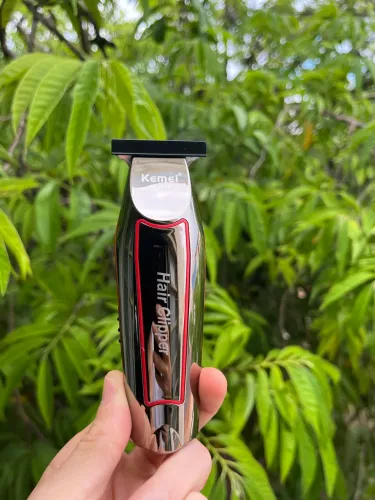 Máquina de Corte Profissional Kemei | Aparador de pelos Barba e Cabelo com Precisão