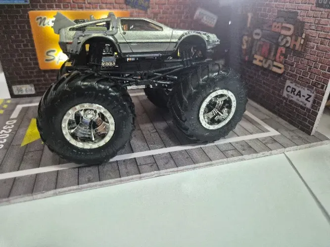 Carrinho Monster Trucks - De volta para o Futuro (BACK TO THE FUTURE) 