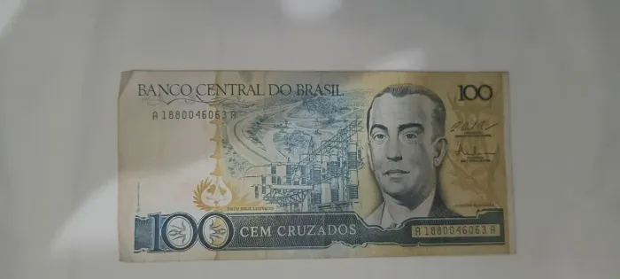 Nota de 100 Cruzados