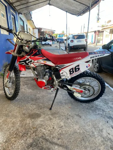 CRF 230, SUPER CONSERVADA!
