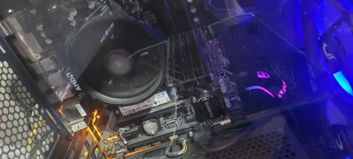 RYZEN 5 5600G 32GB RAM 1TB SSD M2 