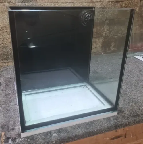 aquario sump traseiro 43x48x41(novo sem uso)