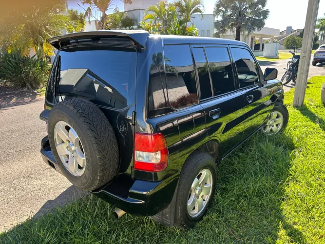 Mitsubishi Pajero TR4 2.0/ 2.0 Flex 16V 4X4 Aut. 2005