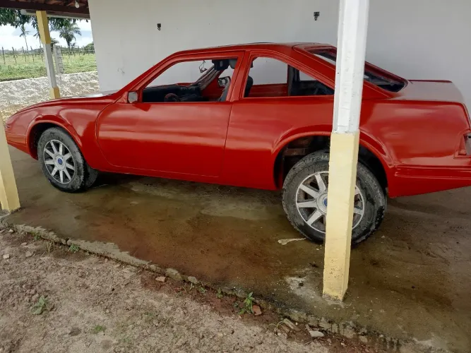 Miura 787 1.8 Coupé 8V Álcool 2P Manual 1988