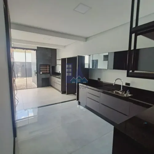 Casa para venda com 3 suítes, piscina, área gourmet, Jd. Recanto dos Magnatas em Maringá P