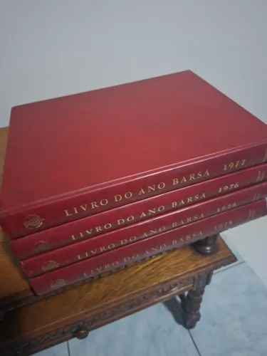 Livro do Ano Barsa 74,75,76 e 77
