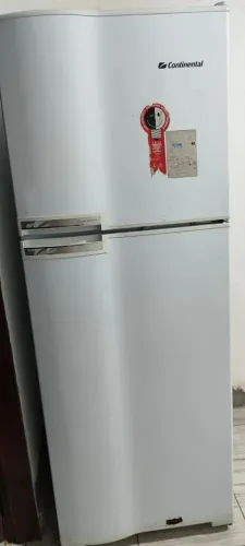 Vende-se geladeira usada