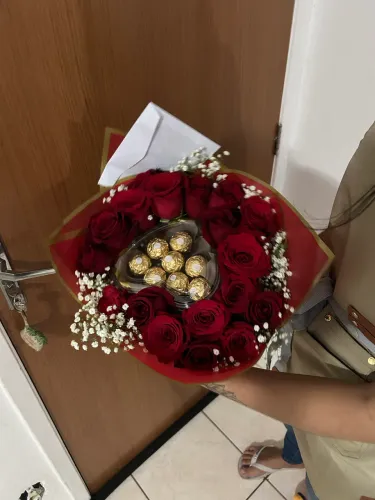 Buquê de flores - @catharinafloricultura