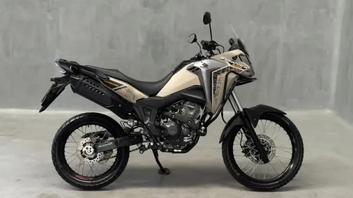 HONDA XRE 300 SAHARA ADV 2024