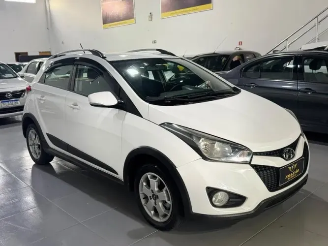 Hyundai HB20X Diamond 1.6 Flex 16V AUT 2014