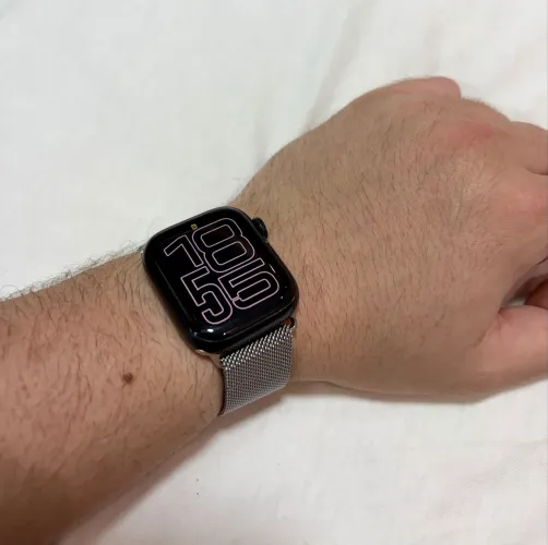 Apple Watch Series 8 GPS 41mm - 32 GB - Excelente estado