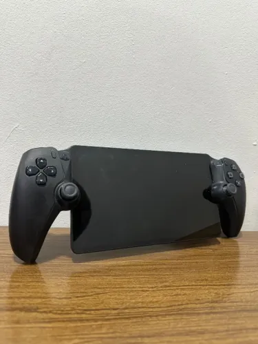 PlayStation Portal Midnight Black