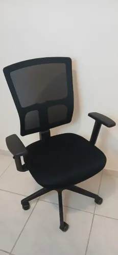 Cadeira Ergonômica TPX Premium - Braço Regulável e Ajuste de Inclinação