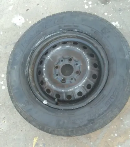 rodas com pneus aro 13 fiat 200 reais cada conjunto de pneu com roda