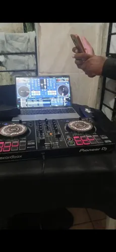 Controladora ddj rb pionner 