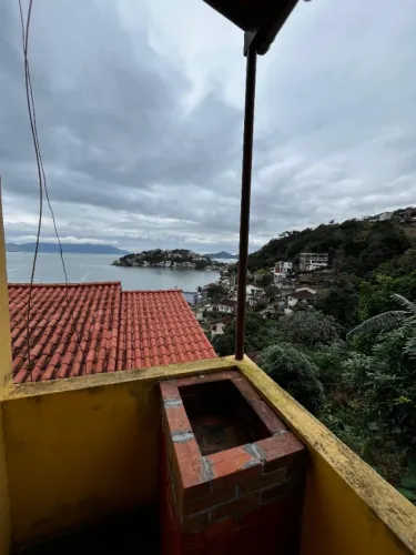 Carmen Imóveis aluga quitinete na Praia do Apara