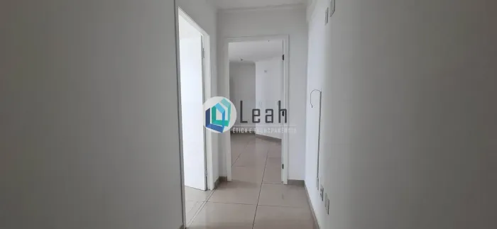 Está procurando o espaço ideal para o seu negócio? Esta sala comercial é a escolha perfeit