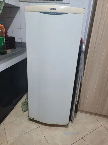 Geladeira Consul 280 Litros Branca - Funcionando Perfeitamente