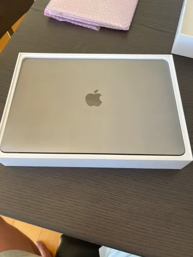 MacBook Air 2018 - i5 - 8gb
