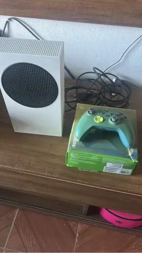 Xbox séries S c/ controle edição especial