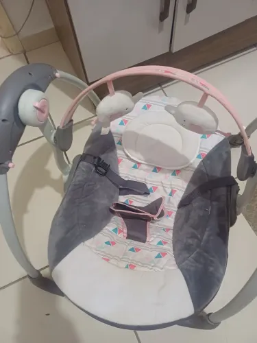 Cadeirinha de balanço