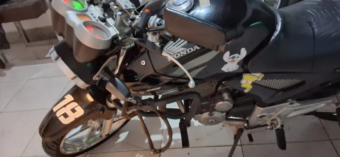 Vendo CBX Twister 250cc