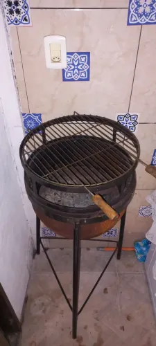 Churrasqueira roda caminhão 