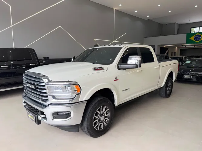Ram 3500 Limited Longhorn 6.7 TB CD Diesel 2024