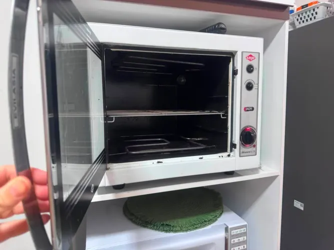 Forno marca Layr