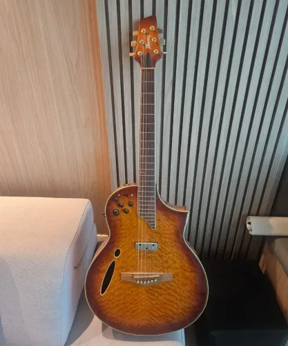 Um violão elétro acústico Ibanez único no Brasil muito raro trouxe dos USA  