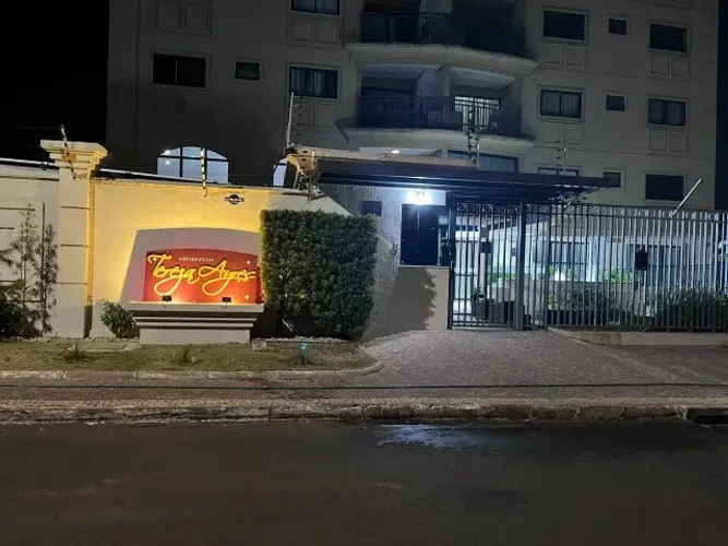 Apartamento com 3 quartos
