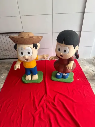 Bonecos de fibra