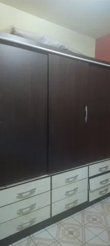 Vendo Guarda Roupa 