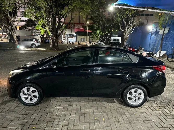 Hyundai HB20S Premium 1.6 Flex 16V Aut. 4P 2017