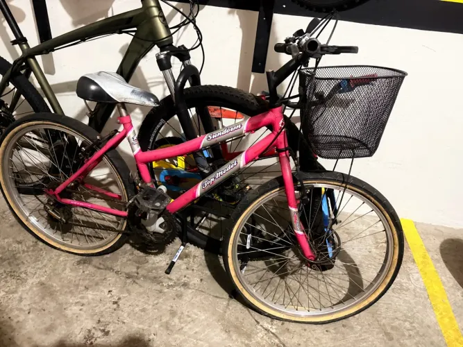 Bicicleta Sundow aro 24 com cestinha