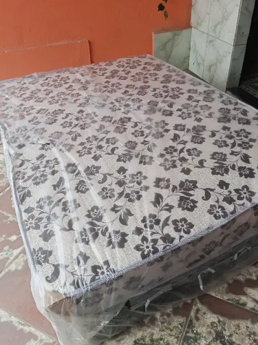 Vendo cama box casal e solteiro novas om ótimos preços e qualidade