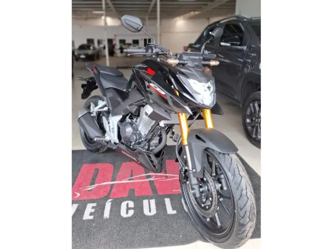 Honda Cb 300f twister abs 2026