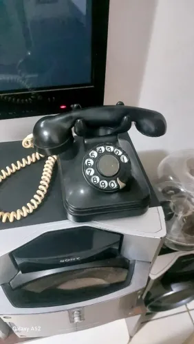 Telefone antigo