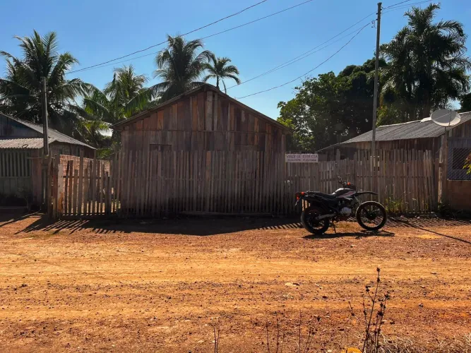 Vendo esse terreno