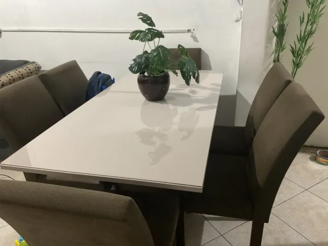 MESA DE SEIS LUGARES