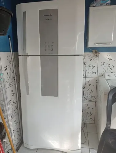 geladeira Electrolux Frost Free DF80