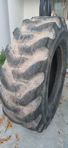 Pneu Trator / Agrícola Usado - Ideal Para Treino CrossFit (Tire Flip)
