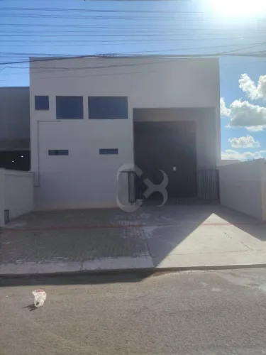 Barracão à venda, 202 m² por R$ 720.000,00 - Jardim Silvino - Cambé/PR