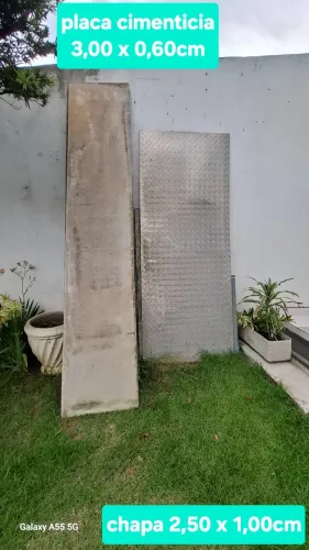 Sobras de Material de Construção Para Desocupar Lugar