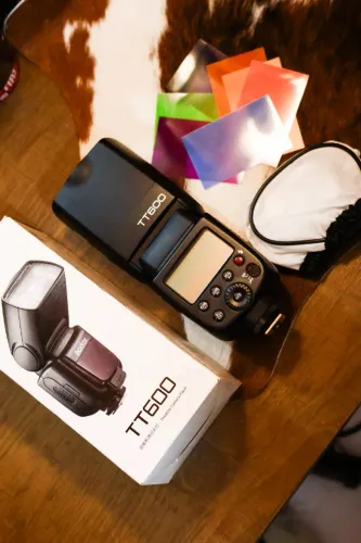 Flash Speedlite Godox TT600 na caixa