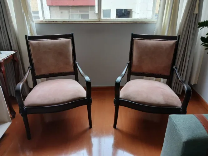 2 cadeiras jogo RS700 cada centro entrego