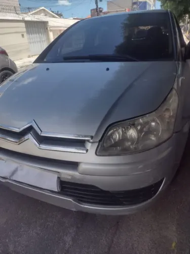 Citroen C4 GLX 2.0 Flex 16V 5P Aut. 2010