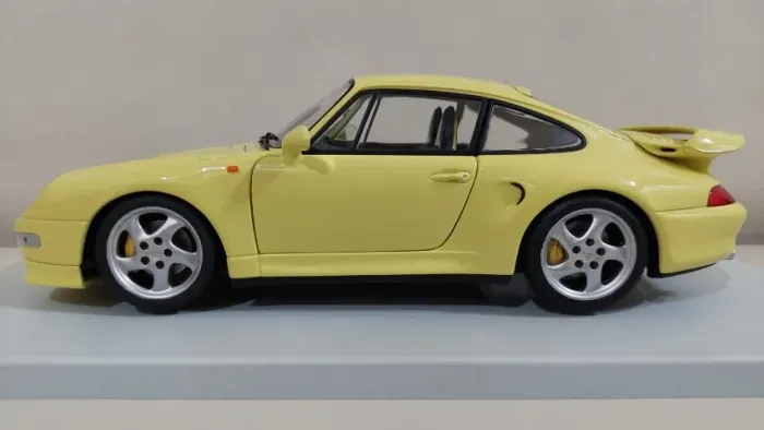 1:18 Porsche 911 Turbo S (993)UT Models 