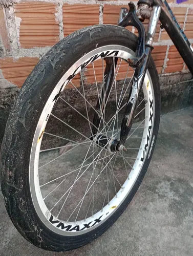 Bicicleta montadinha